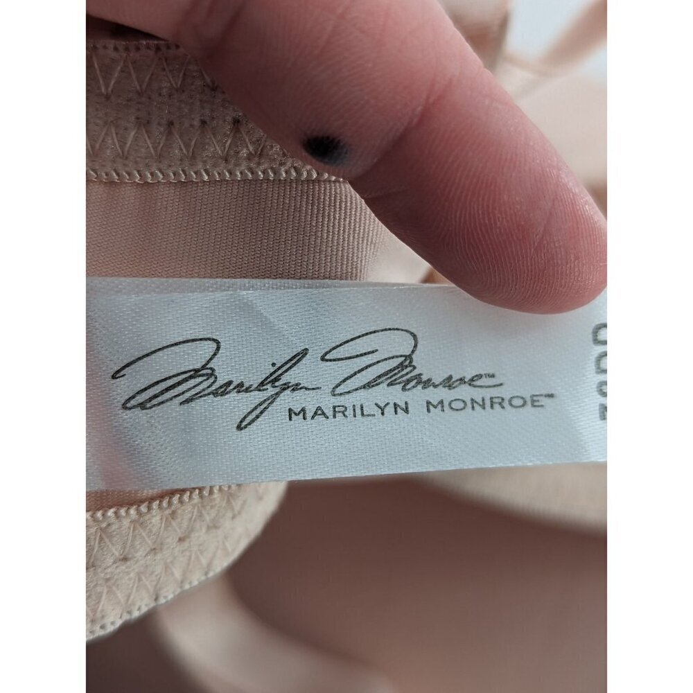 Marilyn Monroe Women's Beige Bra Size 38DD - Picture 7 of 9